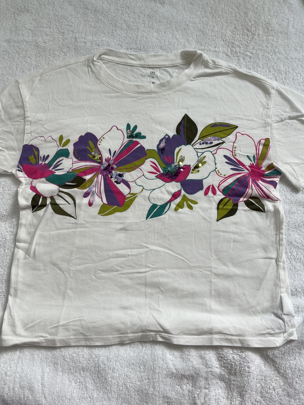 GAP White Crewneck Tee with Subtle Logo